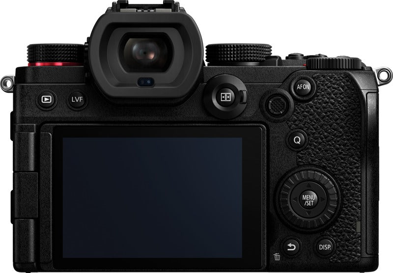 Panasonic Lumix S5D with S-R1840 F/4.5-6.3 KIT