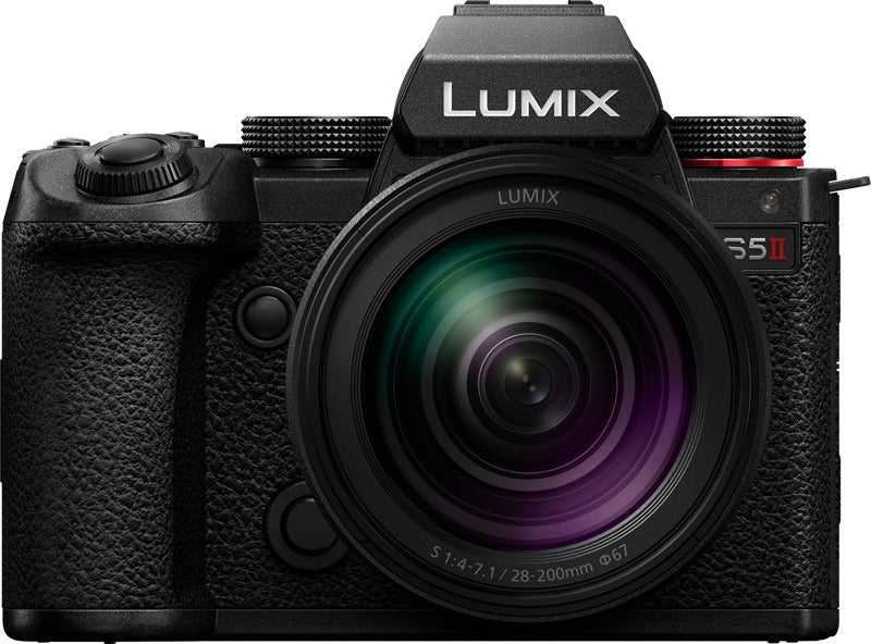 Panasonic Lumix S 28-200mm F/4-7.1 Macro