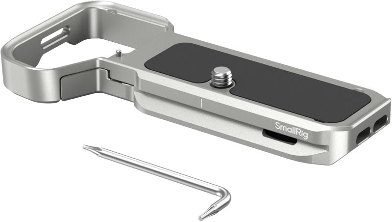 SmallRig 5482 Baseplate with Airtag Slot for Sony A7C II / A7CR Silver
