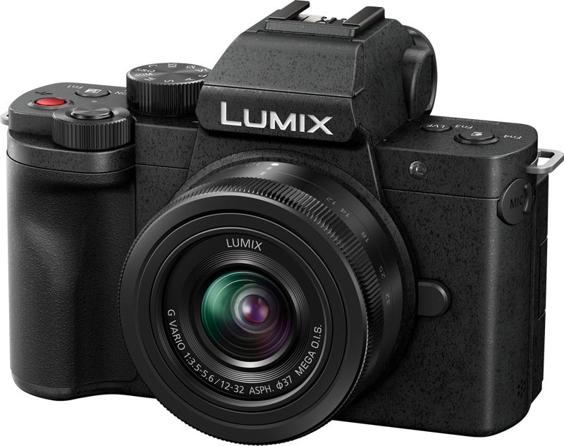 Panasonic Lumix G100D + 12-32mm