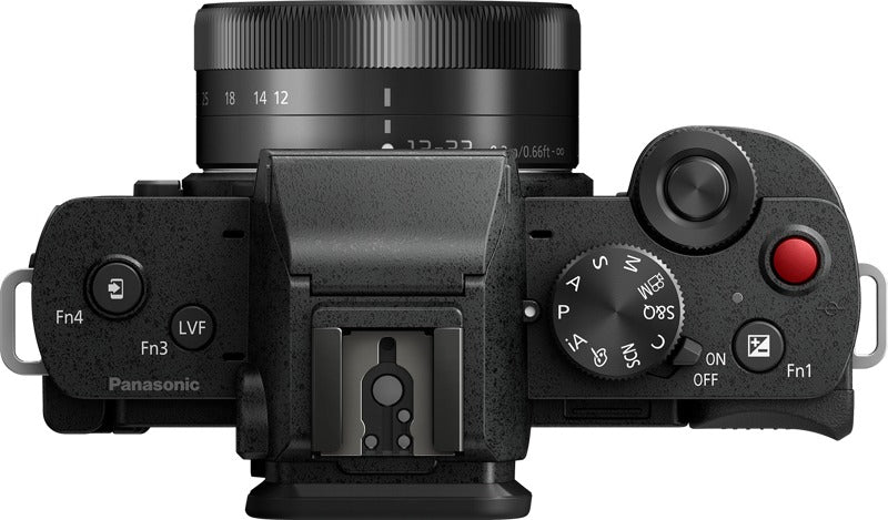 Panasonic Lumix G100D + 12-32mm