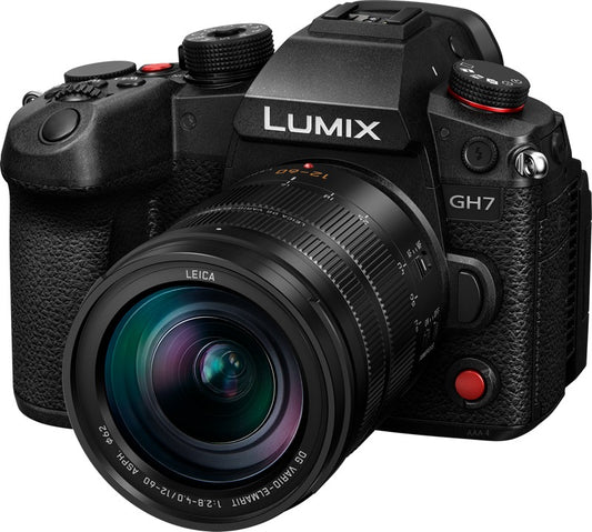 Panasonic Lumix GH7 Body + 12-60mm F/2.8-4 Leica