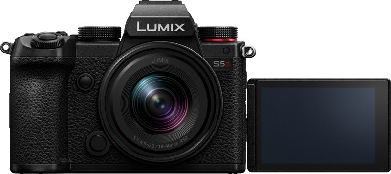 Panasonic Lumix S5D with S-R1840 F/4.5-6.3 KIT