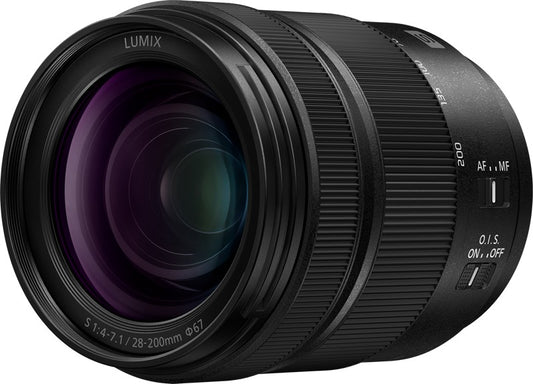 Panasonic Lumix S 28-200mm F/4-7.1 Macro