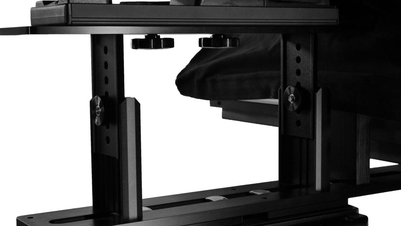 QPRO 17" Teleprompter With A Pro 400 NIT HDMI | 3G-SDI Teleprompter With 65/35 Optical Quality Glass | Free Professional Software Included