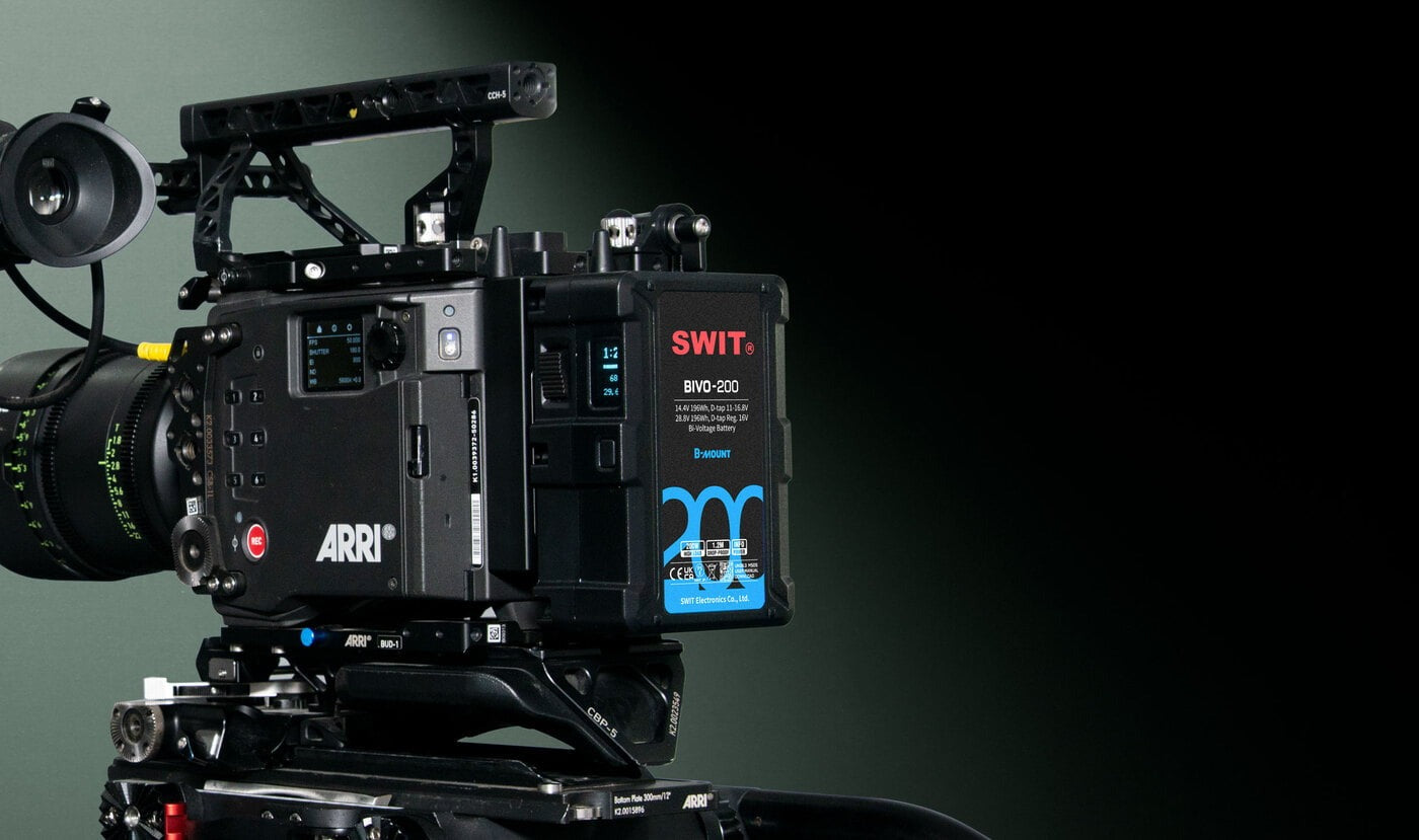 SWIT BIVO-200 | 200Wh 14V/28V 200W High Load B-Mount Battery with OLED and powerful 2xD-taps