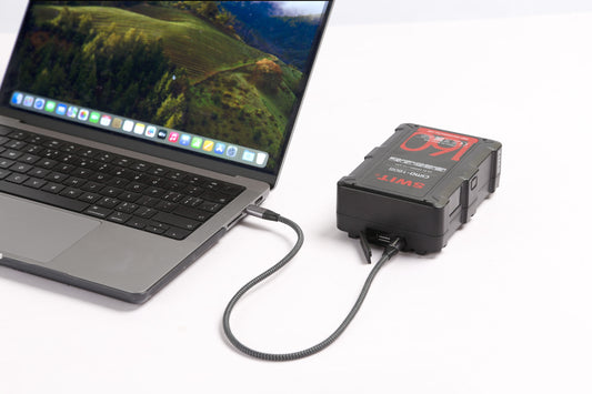 SWIT CIMO-160S | 160Wh 200W High Load V-Mount Battery with USB-C, OLED and powerful 2xD-taps, also ideal for long term use or high power draw lights