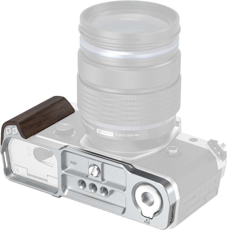 SmallRig 5563 L-Shaped Mount Plate with Wooden Handle for OM SYSTEM OM-3