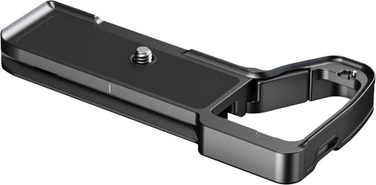 SmallRig 6033 Baseplate with AirTag Slot for Sony Alpha 7 V / 7R V / 7 IV
